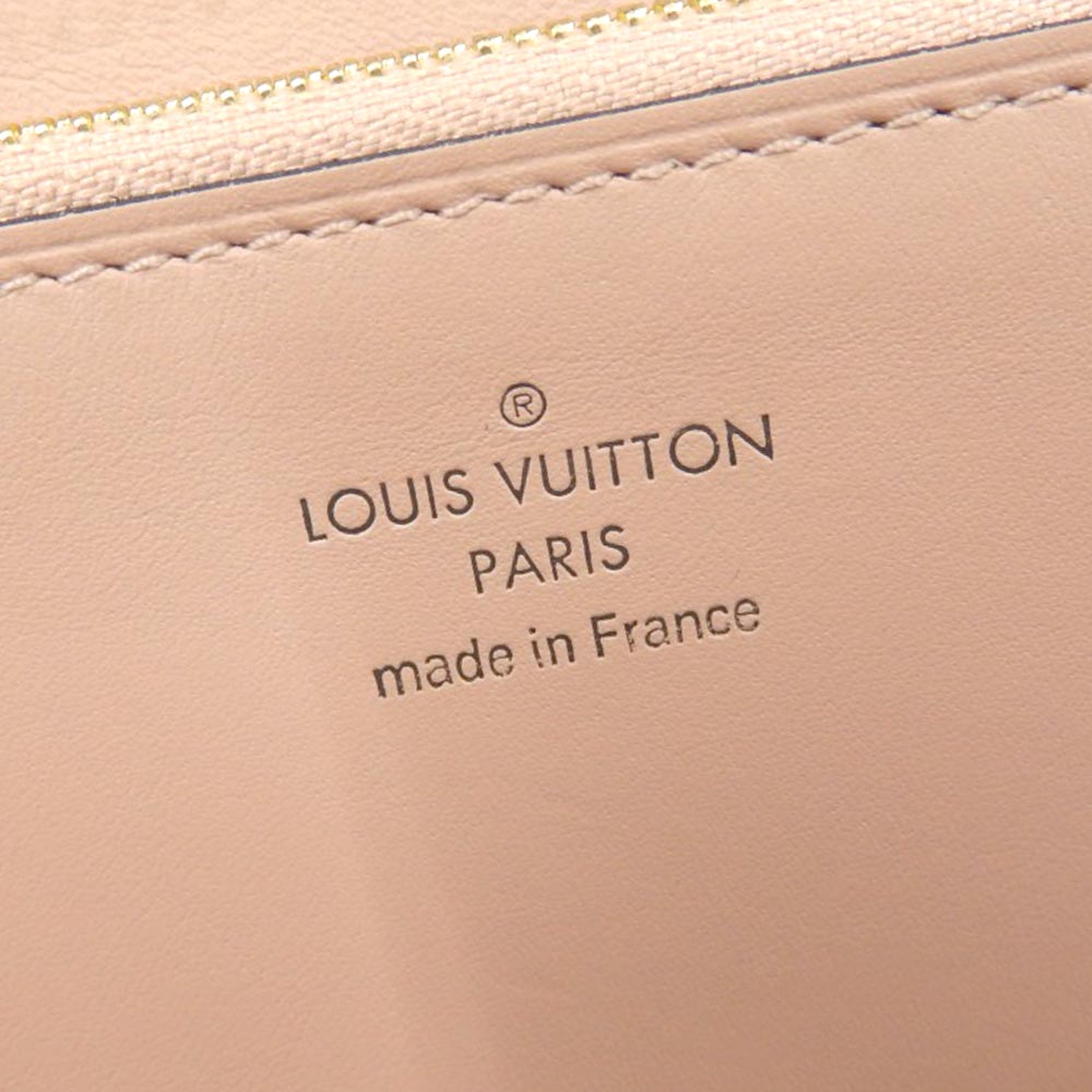 Louis Vuitton Portefeuille Comete Long Wallet M68582