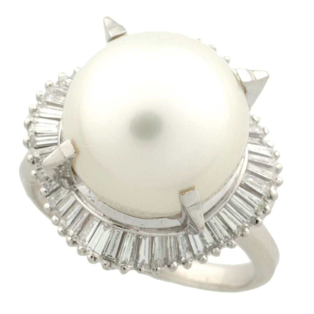 Pt900 White Pearl Ring with Melee Diamonds 1.68ct in Excellent Condition