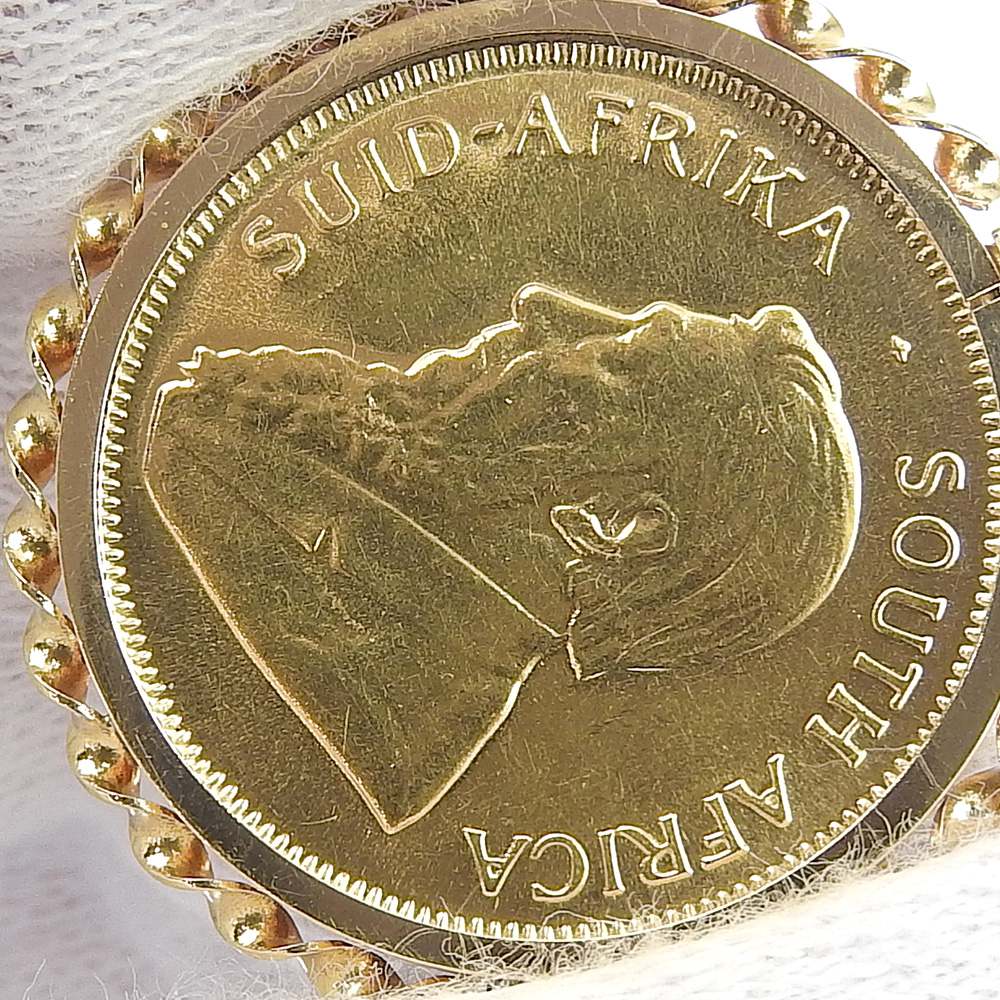 1/4 Ounce Krugerrand Gold Coin Pendant Top K22YG/K18YG in Excellent Condition