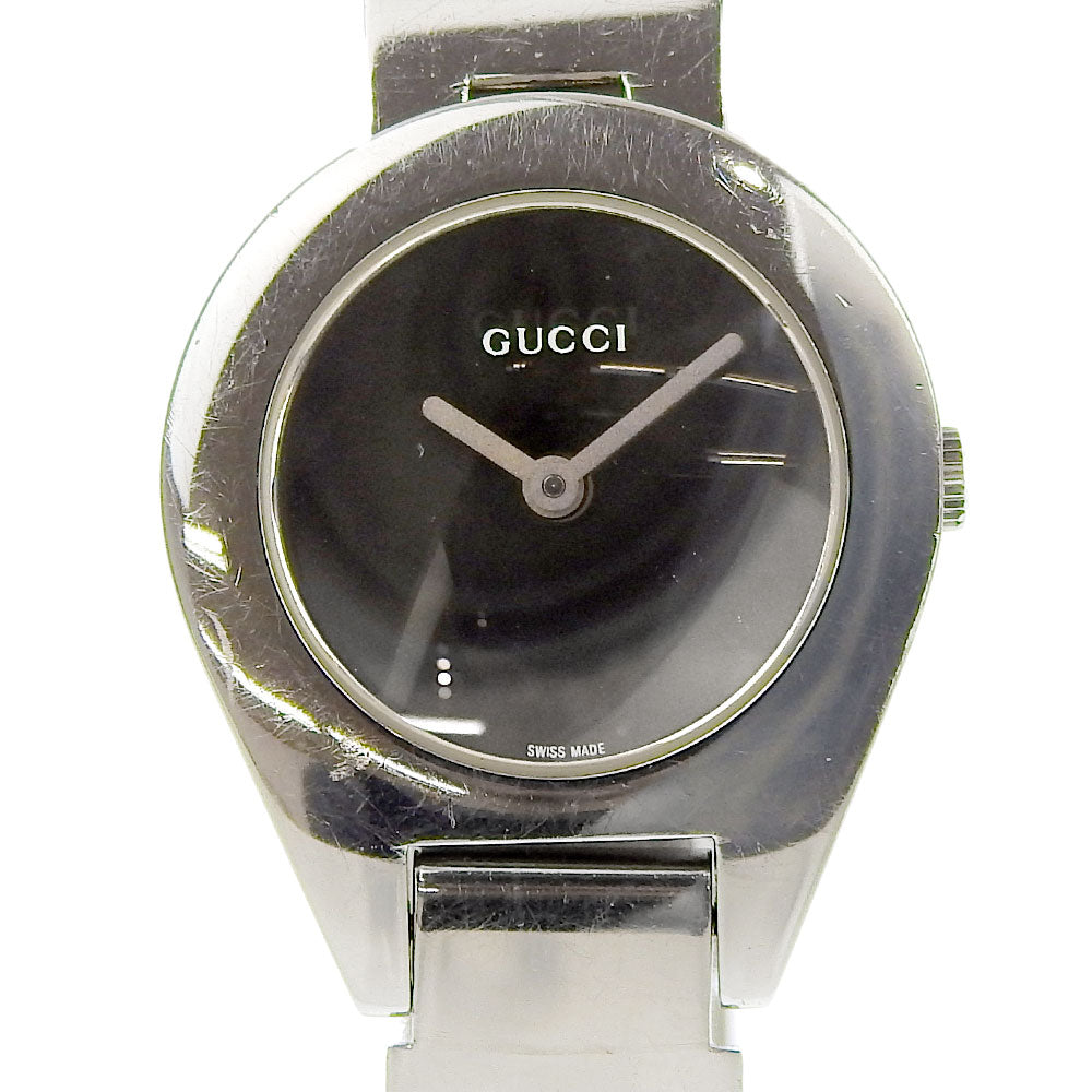 Gucci Women's Quartz Watch 6700L Stainless Steel in Very Good Condition