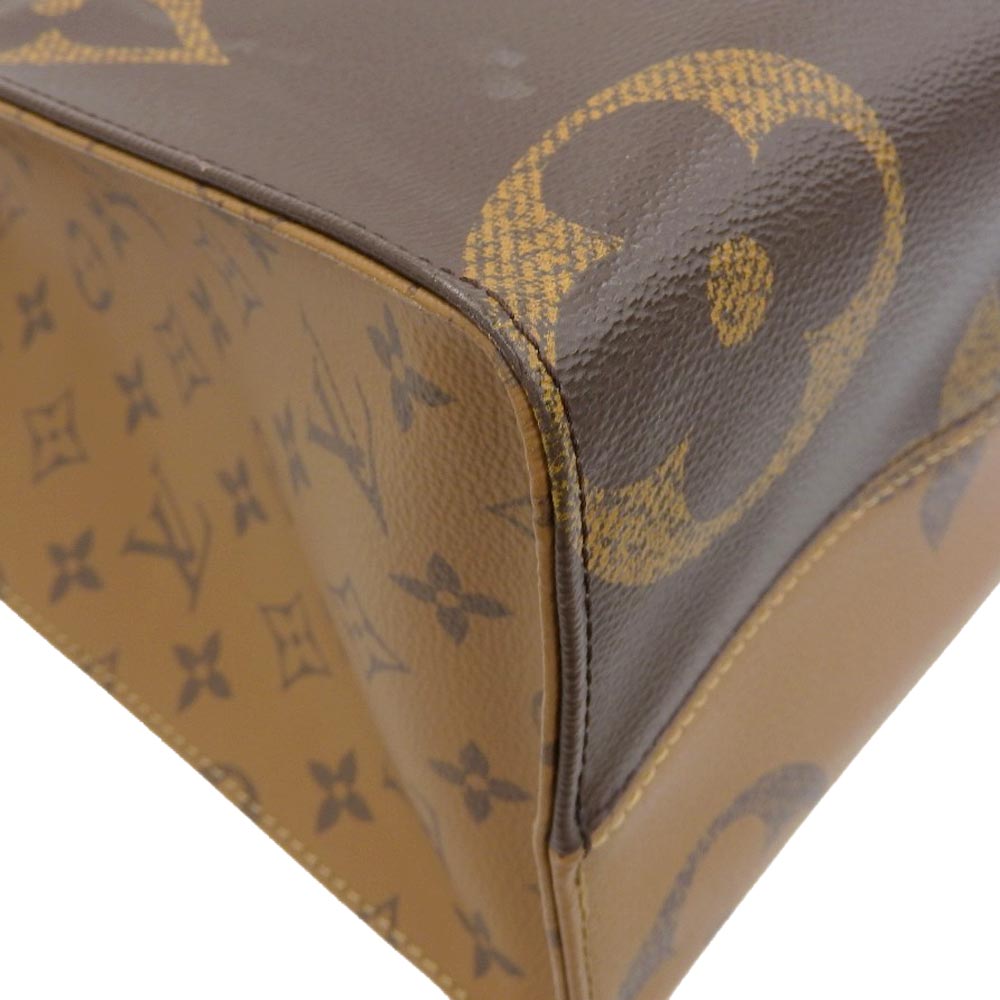 Louis Vuitton Monogram Giant Onthego MM Handbag M45039