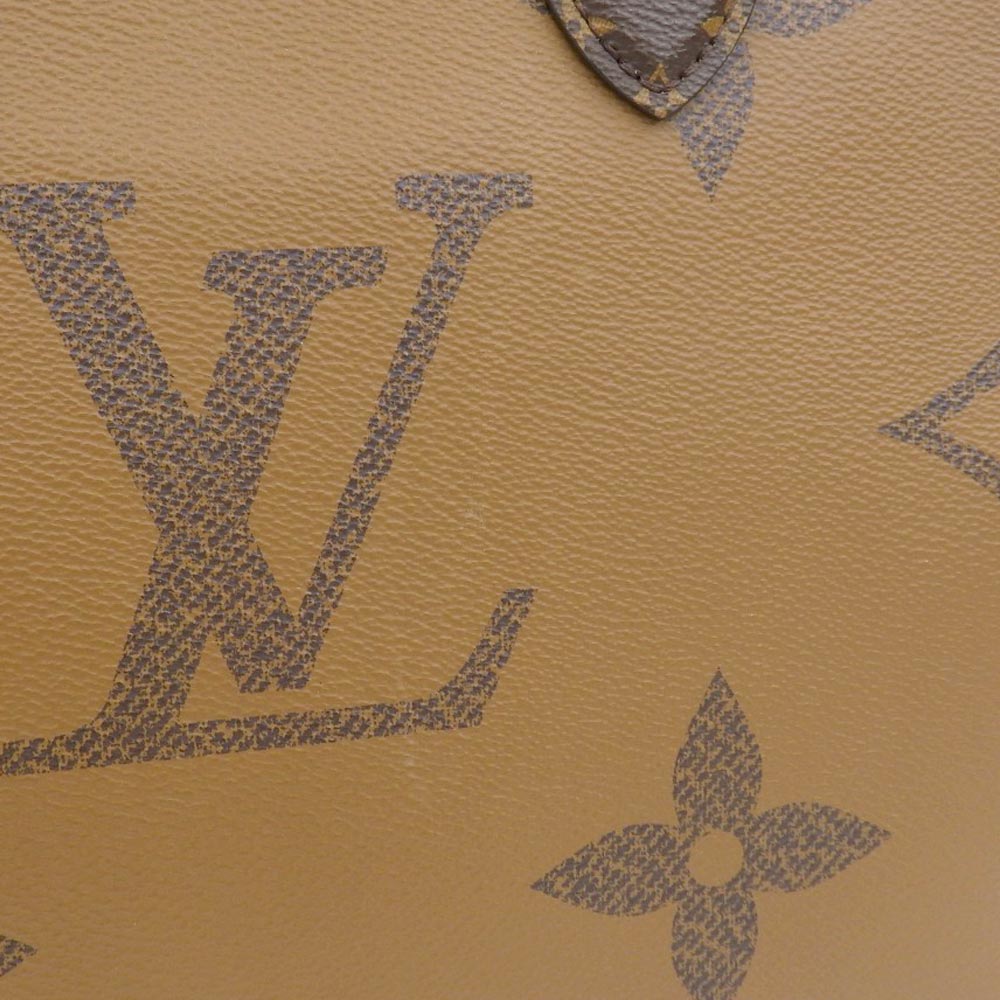 Louis Vuitton Monogram Giant Onthego MM Handbag M45039 in Great Condition