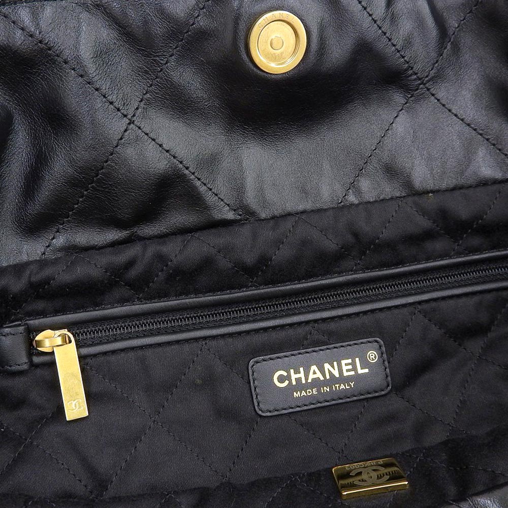 Chanel 22 Small Shiny Calf Chain Bag Black