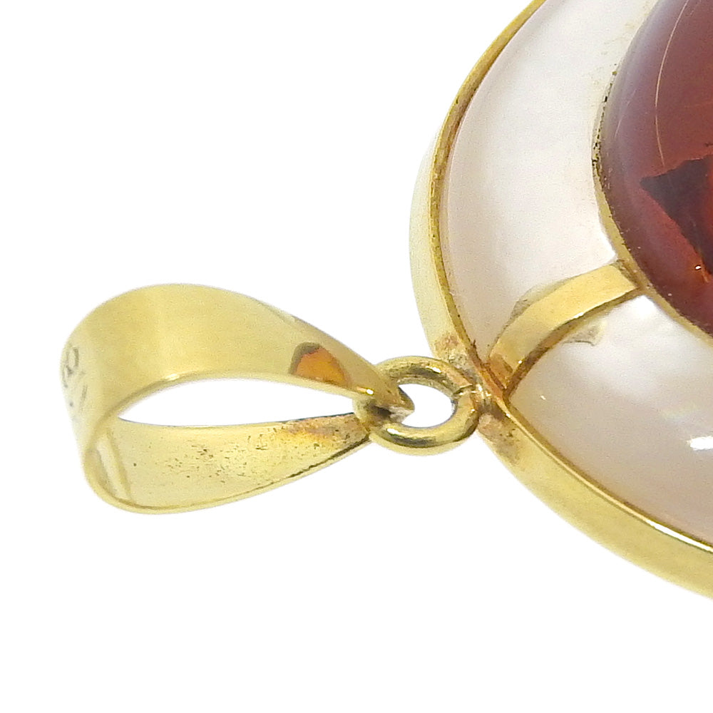 Amber Pendant K18YG 2.6cm 4.2cm 7.5g in Excellent Condition