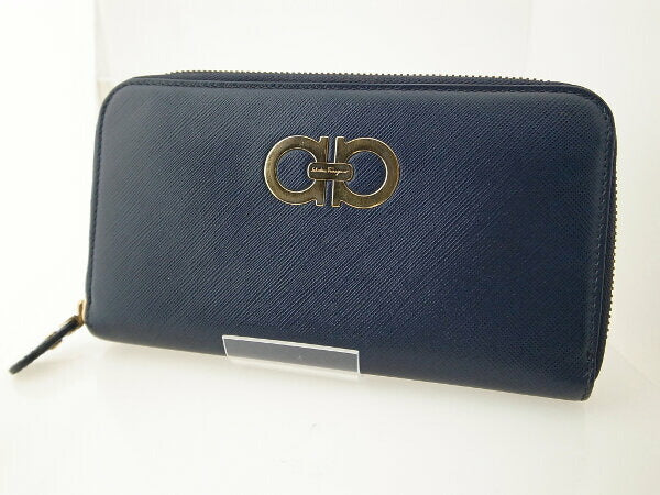 Salvatore Ferragamo Leather Zip-Around Long Wallet 22-B300 in Very Good Condition