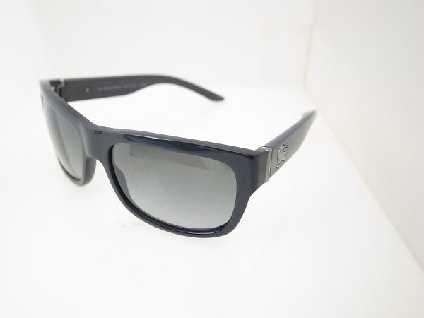 Burberry Plastic Sunglasses for Men in Great Condition