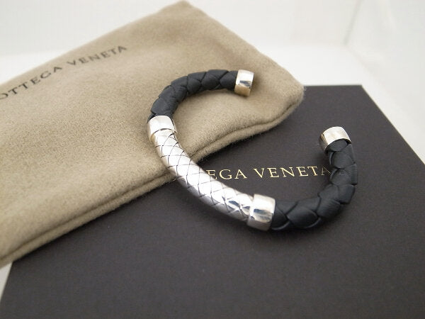 Bottega Veneta Intrecciato Nappa Leather Bangle Bracelet S Black in Great Condition