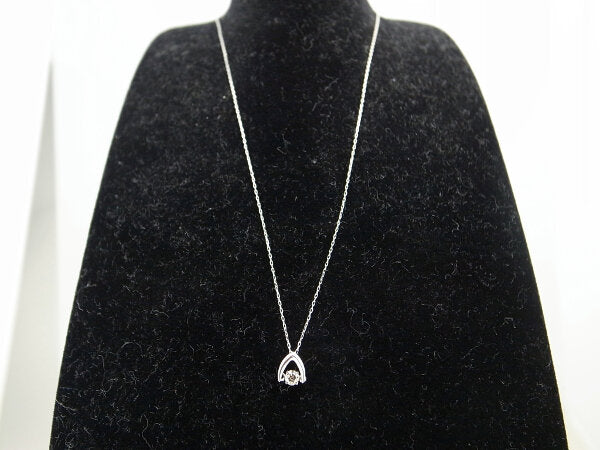 K18WG White Gold Dancing Stone Diamond Necklace in Great Condition