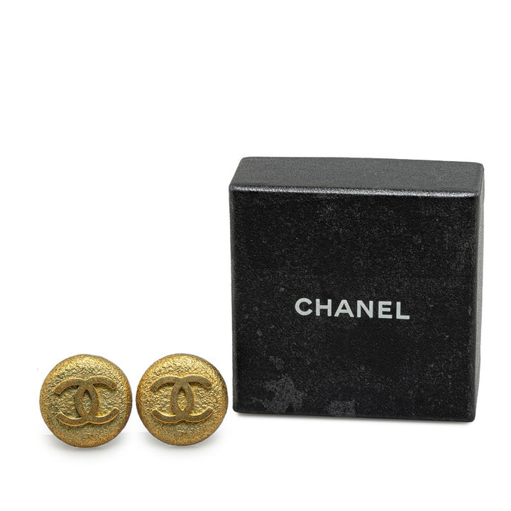 Chanel Vintage Coco Mark Round Earrings Gold in Very Good Condition