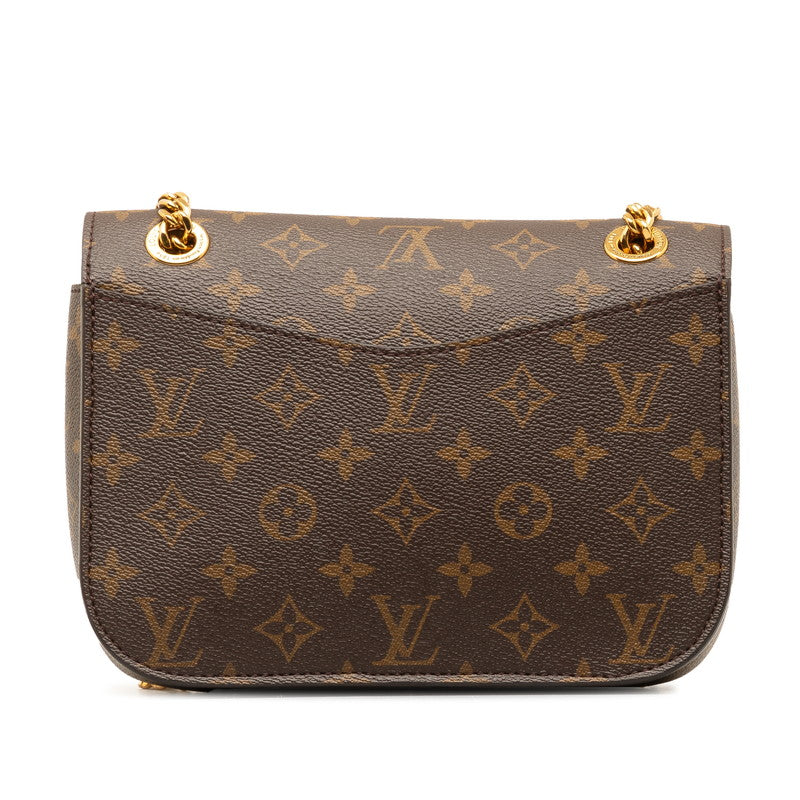 Louis Vuitton Passy Chain Shoulder Bag M45592