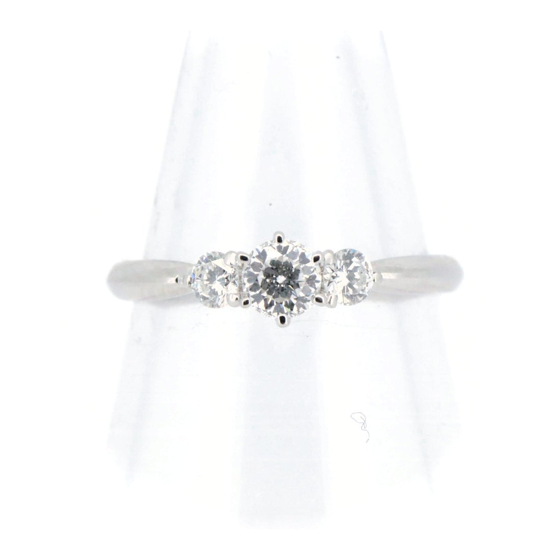 Pre-owned PT900 Platinum Diamond Ring 0.23ct 0.16ct Size 7 in Great Condition