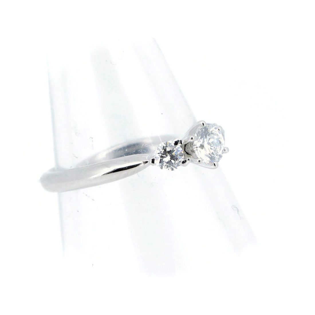 Pre-owned PT900 Platinum Diamond Ring 0.23ct 0.16ct Size 7 in Great Condition