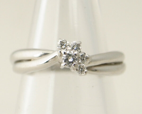 Pre-owned PT900 Platinum Diamond Ring Size 4 in Great Condition