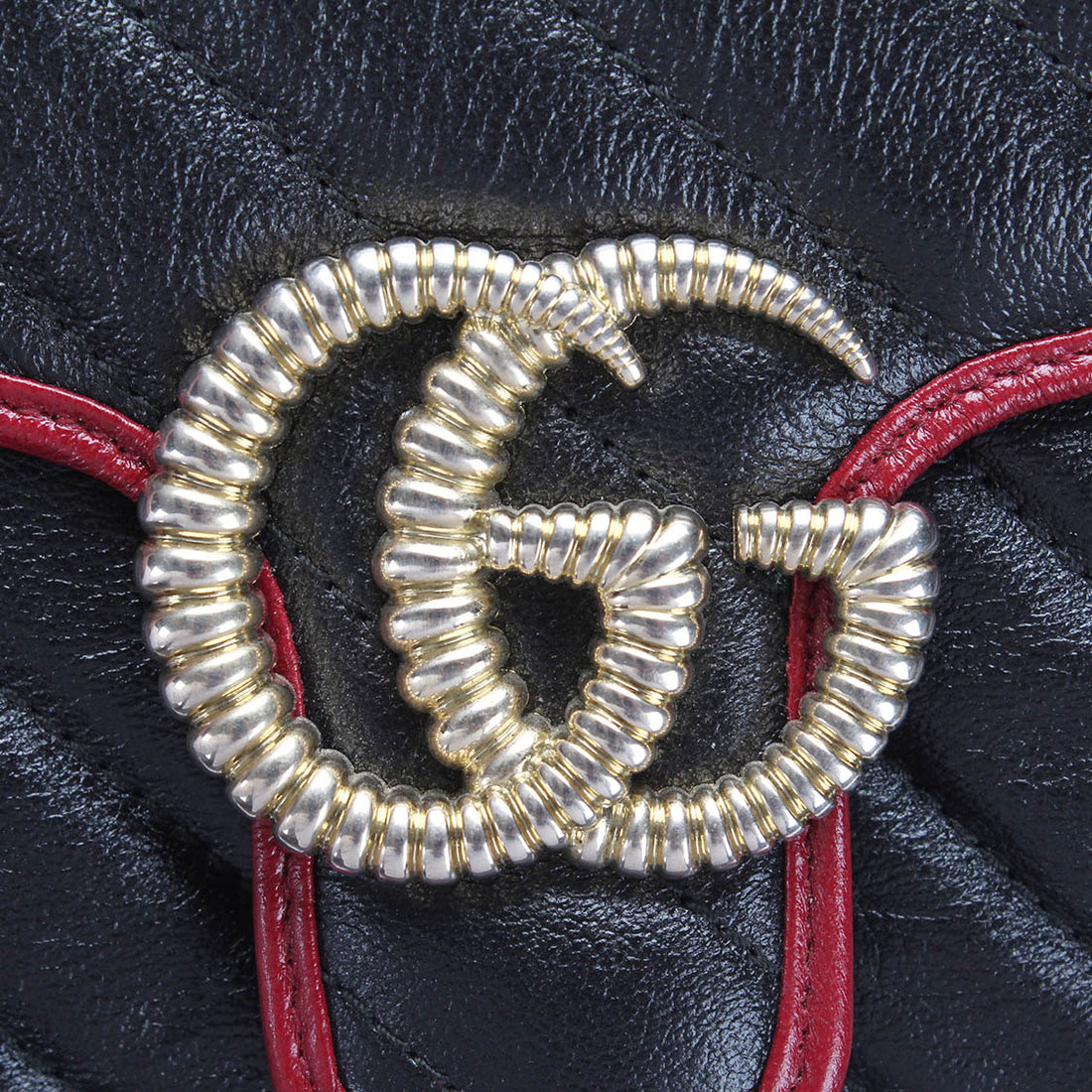 GG Marmont Mini Top Handle Bag 583571