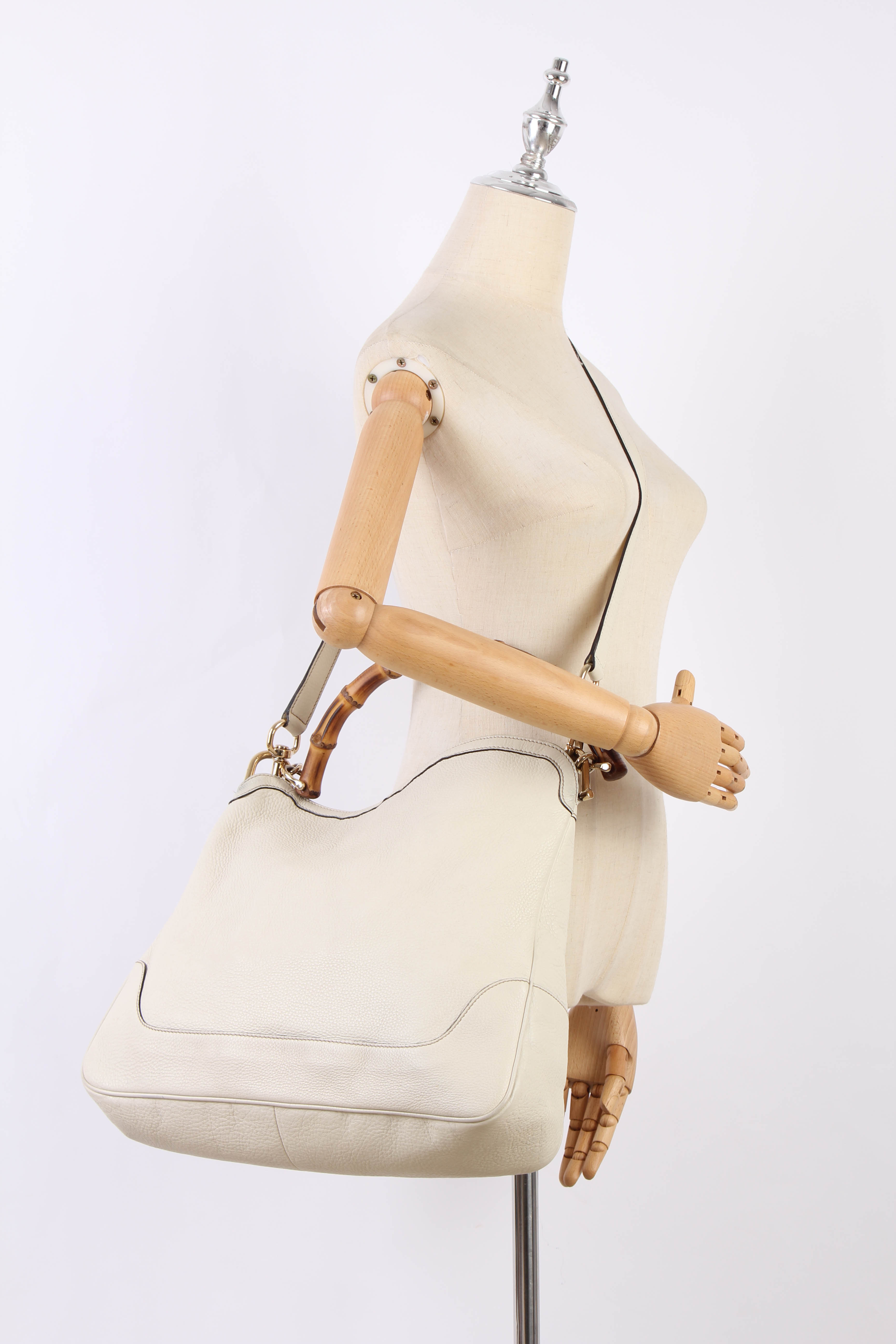 Bamboo Leather Shoulder Bag 282315