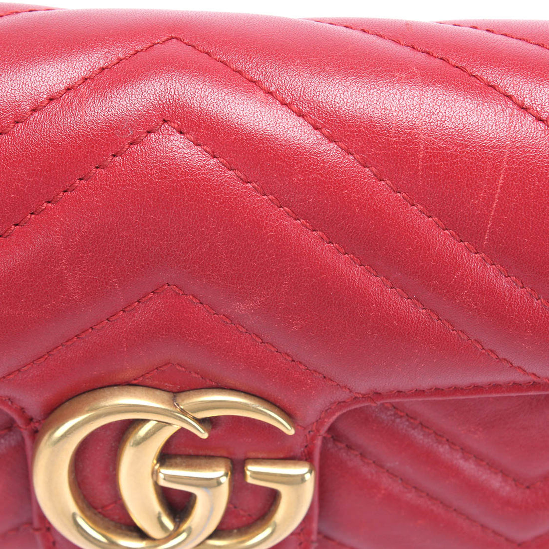 GG Marmont Matelassé Leather Super Mini Bag 476433