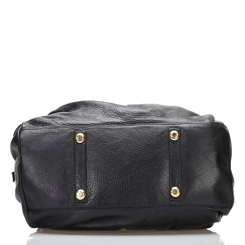 Classic Q Leather Groovee Bag