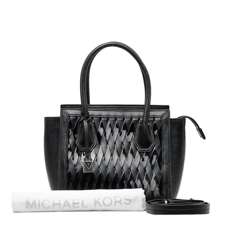 Michael Kors Woven Patent Leather Mercer Handbag Leather Handbag in Excellent condition