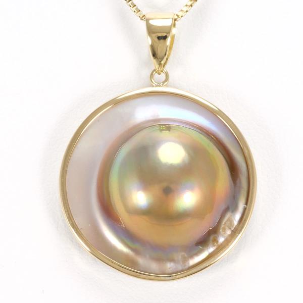 K18 Yellow Gold Ladies Necklace with Mabe Pearl and Shell, Approximate Weight 5.9g, Length about 40cm