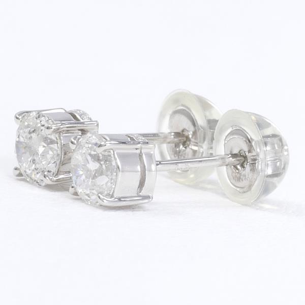 Platinum PT900 Earring With Diamonds 0.315 and 0.321 - Total Weight 1.1g