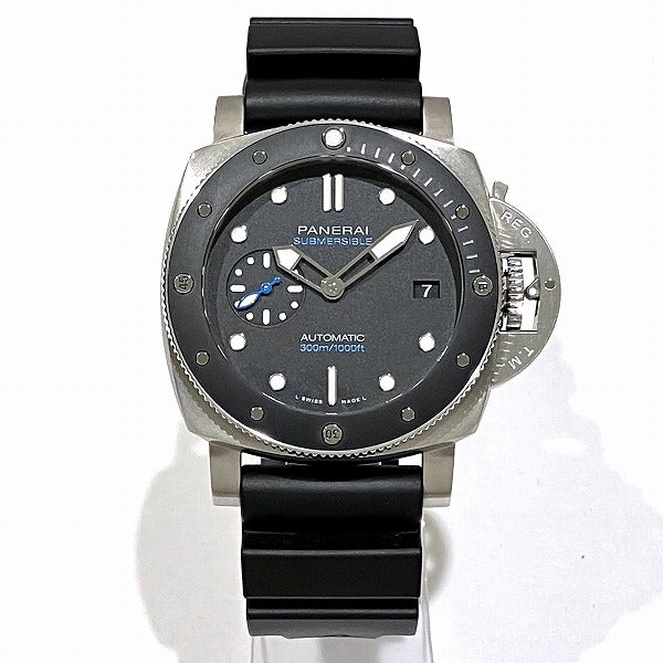 Panerai Submersible PAM00683 Men's Watch - Stainless Steel and Rubber Automatic Silver PAM00683