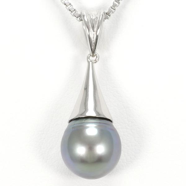 Ladies' Platinum Necklace with Pearl, Approximate Weight 8.3g, About 40cm in Length.