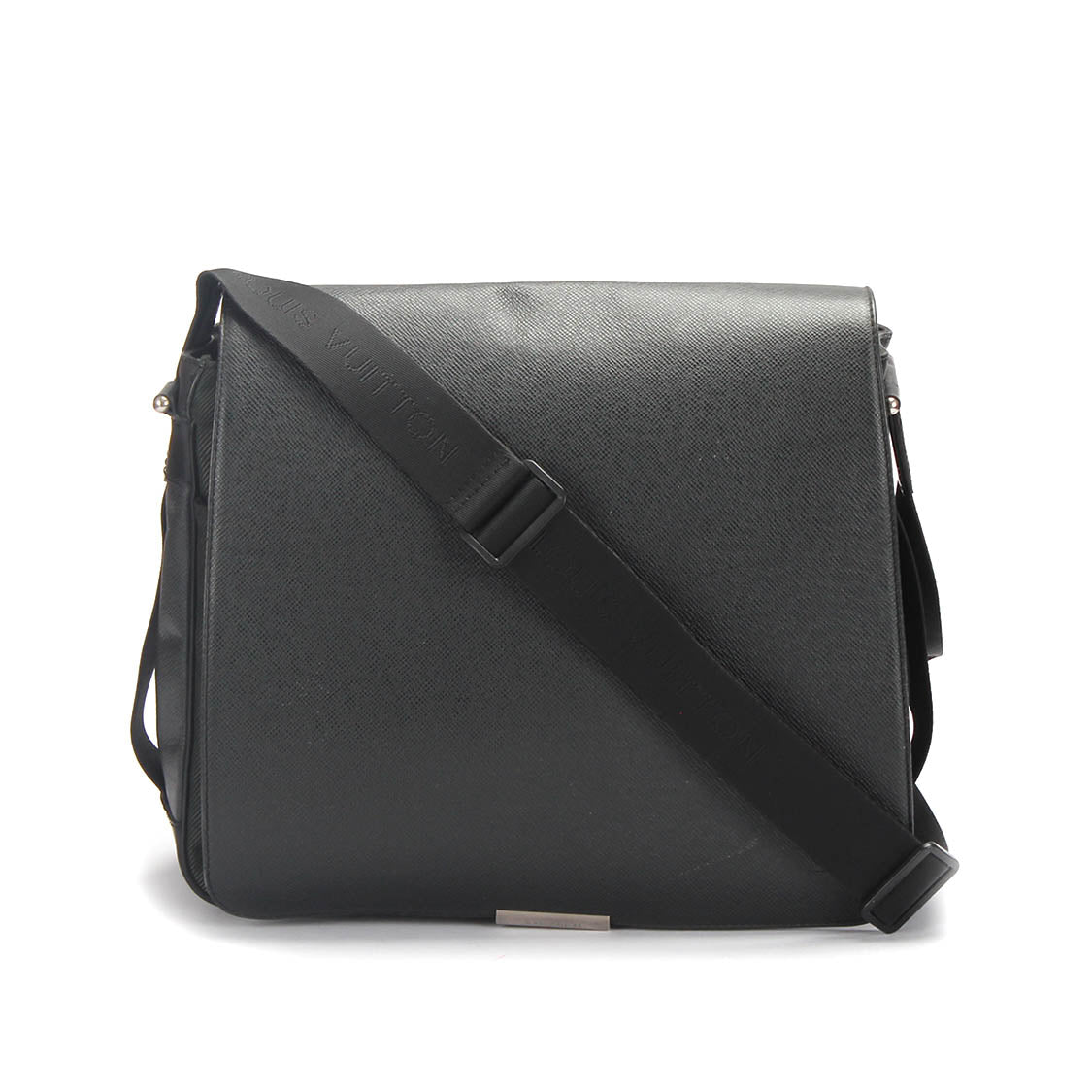 Louis Vuitton Taiga Viktor Leather Crossbody Bag in Good condition