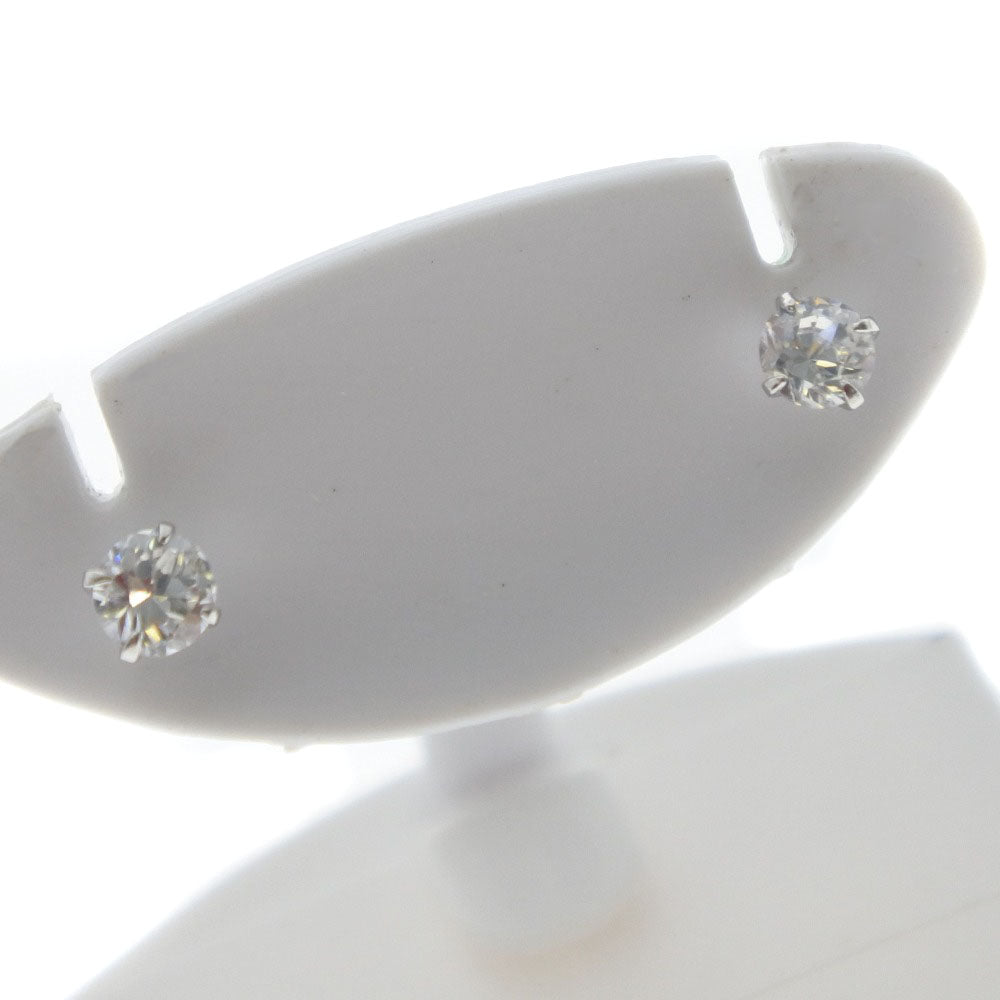 Approximately 0.08ct Diamond Stud Earrings in K14 White Gold - SA Grade Pre-Owned for Women