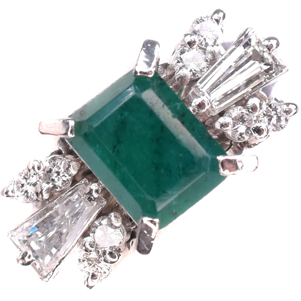 [LuxUness]  Emerald and Diamond Ladies' Ring, Ring Size 16.5, Set in Pt900 Platinum (Pre-owned, SA Grade) Metal Ring in Excellent condition