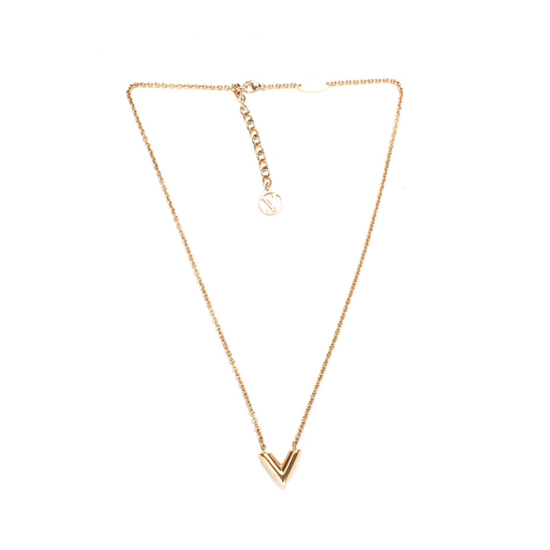 Essential V Pendant Necklace