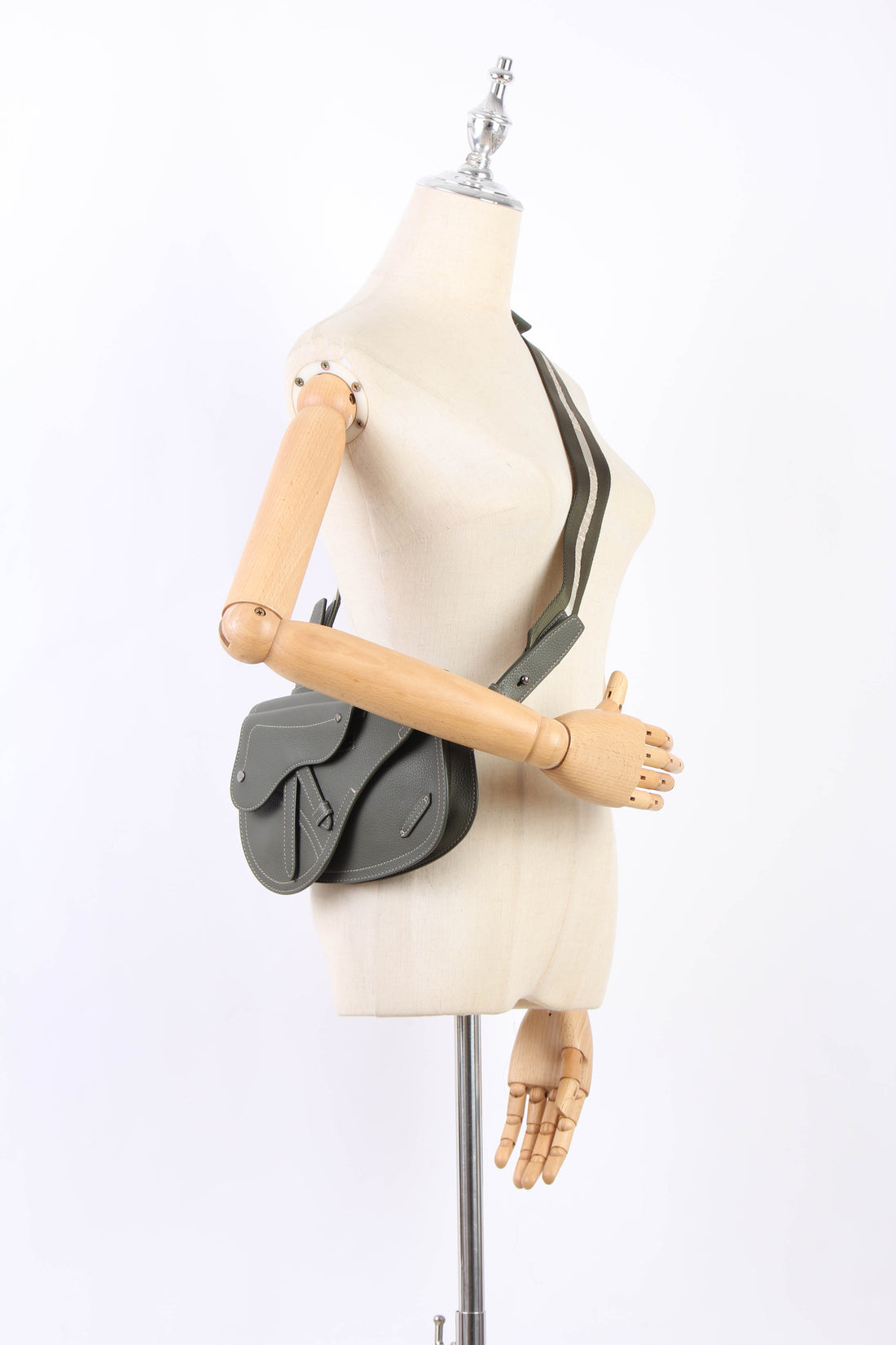 Leather Saddle Crossbody Bag