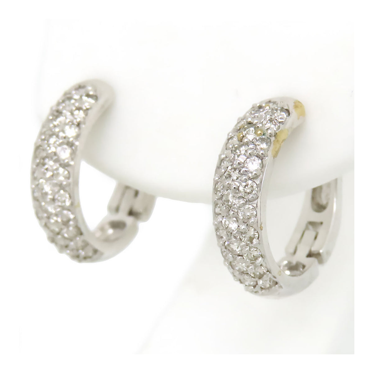 18k Gold Pave Diamond Hoop Earrings