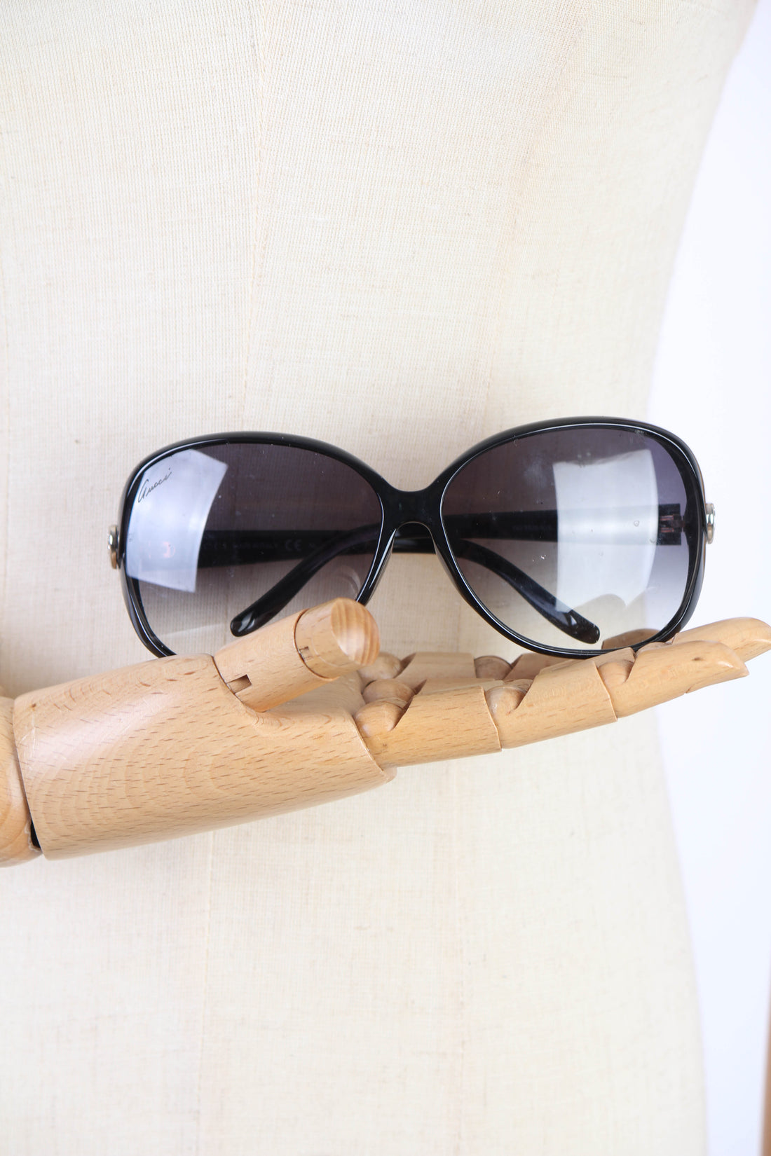 Interlocking G Accent Oversized Sunglasses