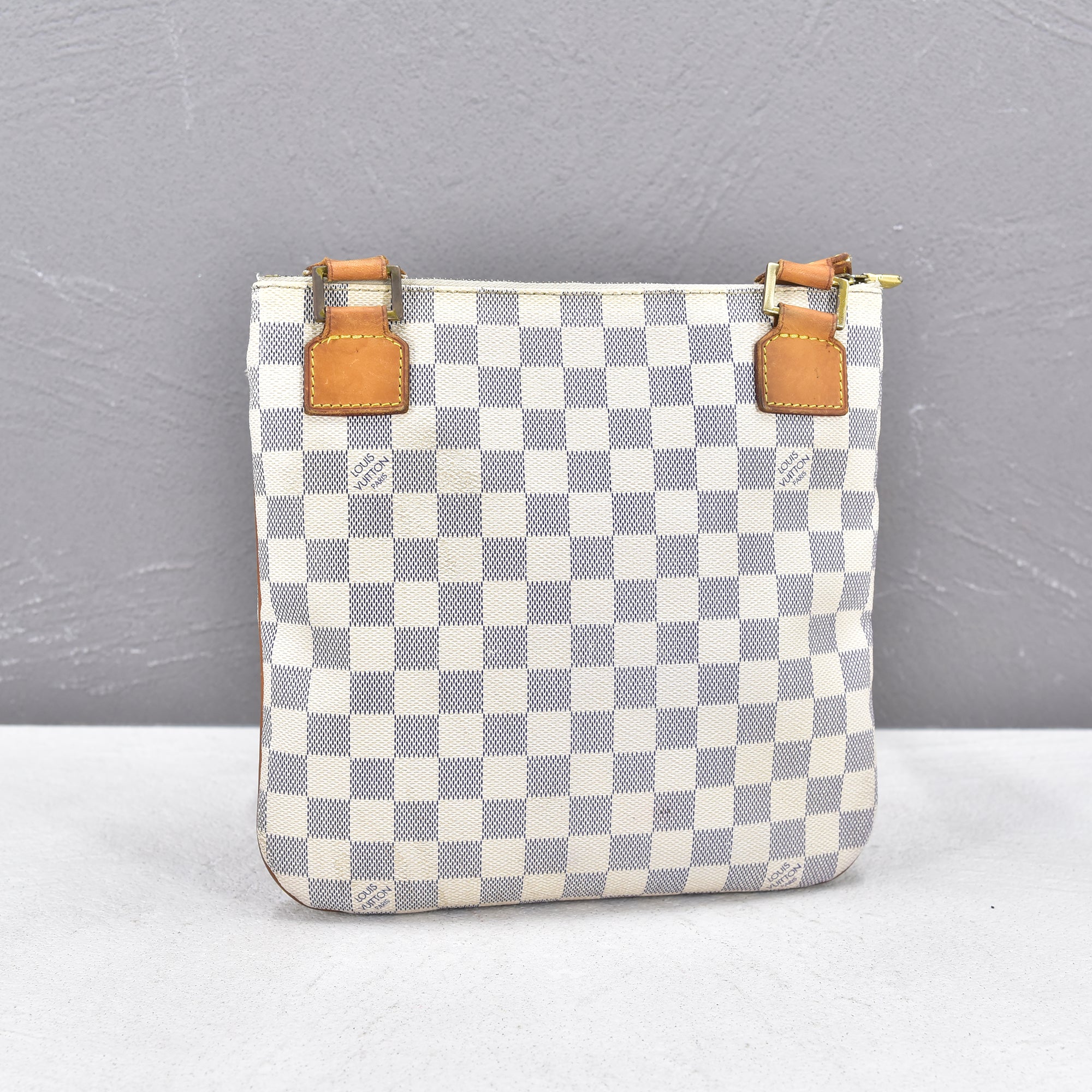 Brand: L.V Description: Damier Azur pochette bosphore crossbody Condition:  Excellent with dust bag