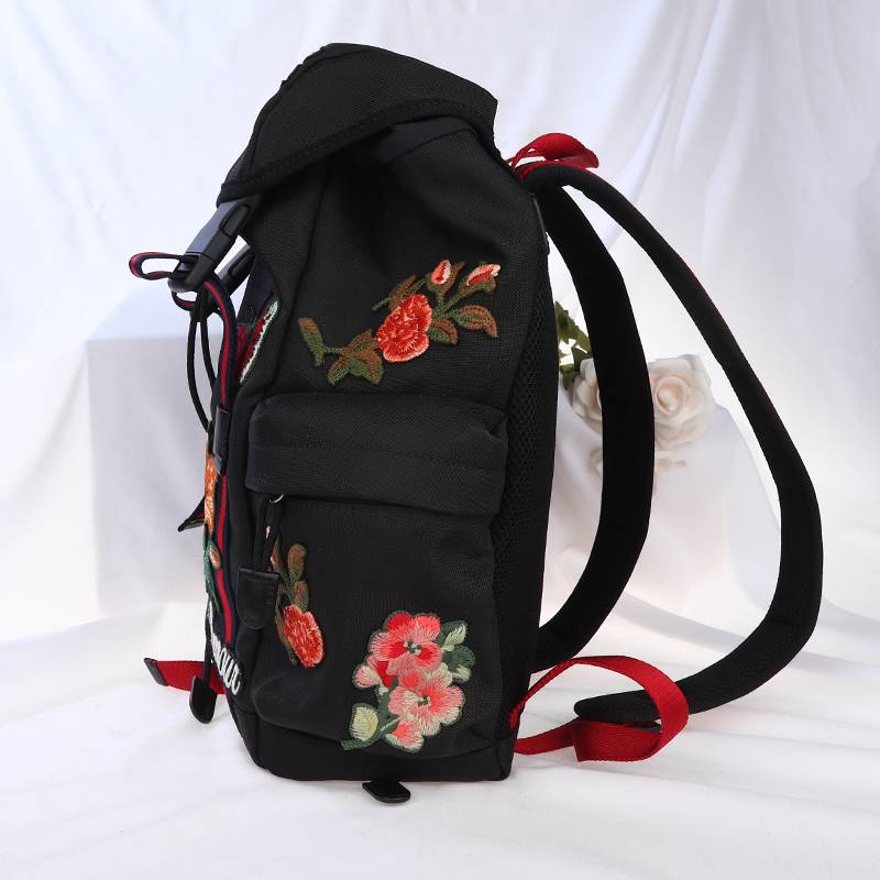 Techno Canvas L'Aveugle Par Amour Embroidered Backpack 478327