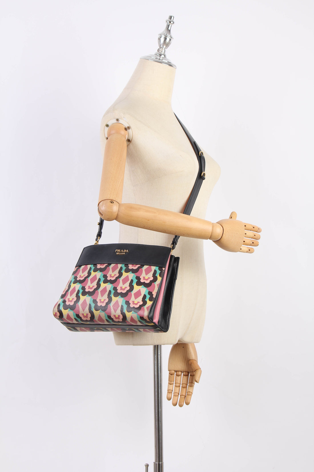 City Calf Floral Printed Saffiano Esplanade Crossbody