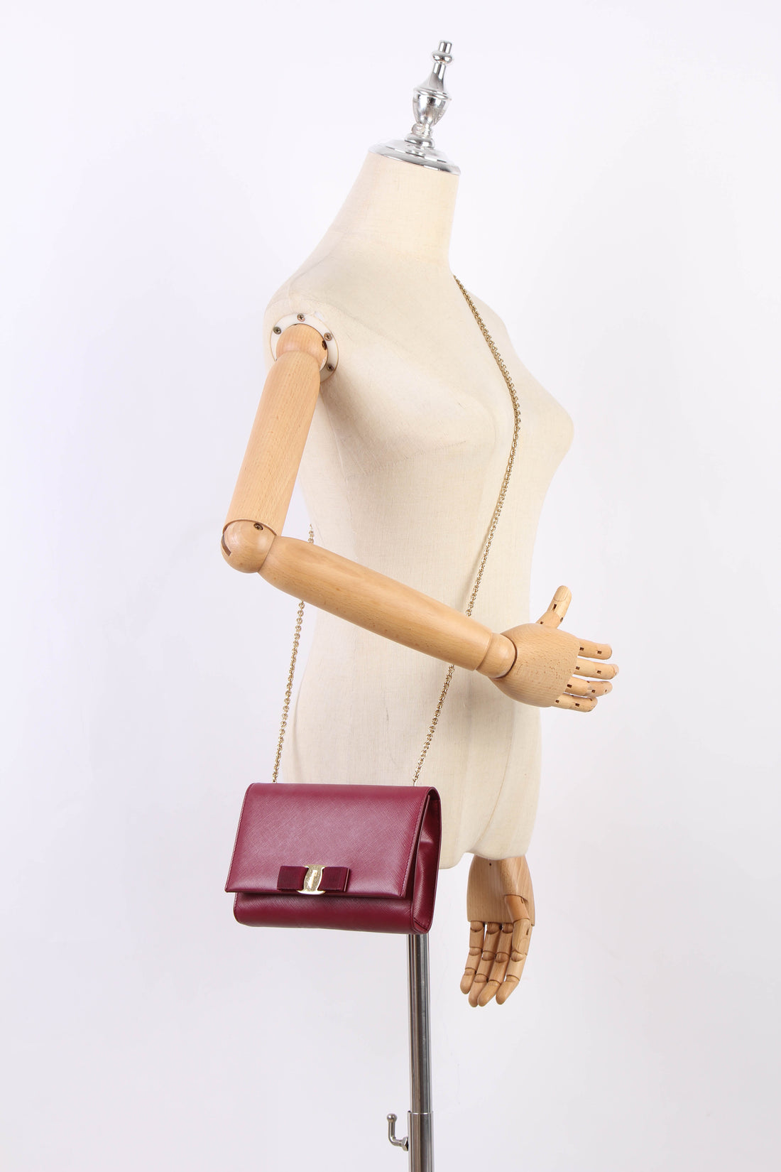 Vara Bow Leather Crossbody Bag