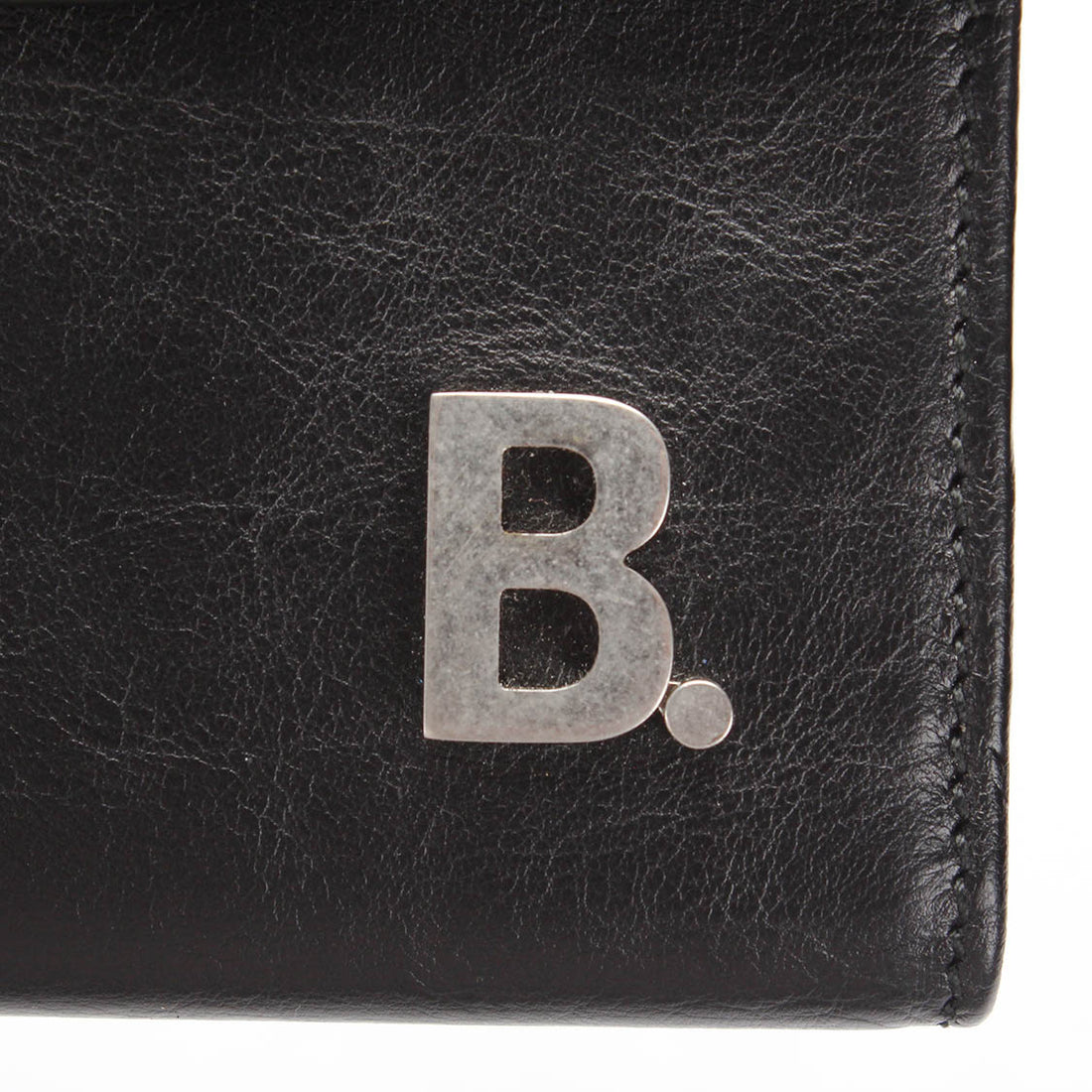 2019 B. Logo Wallet On Strap