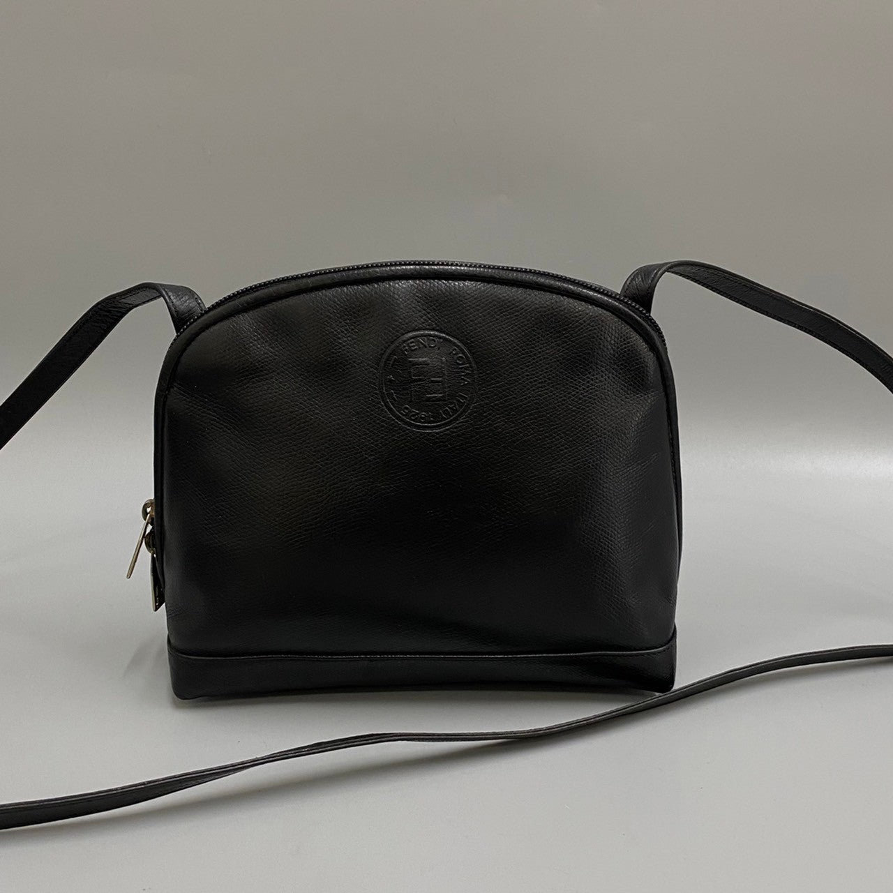 Fendi Logo Leather Crossbody Bag  Leather Crossbody Bag in Good condition