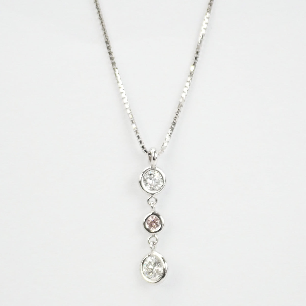 K18WG Diamond Necklace, 3P Diamond, Silver Finish, Ladies (Pre-owned)