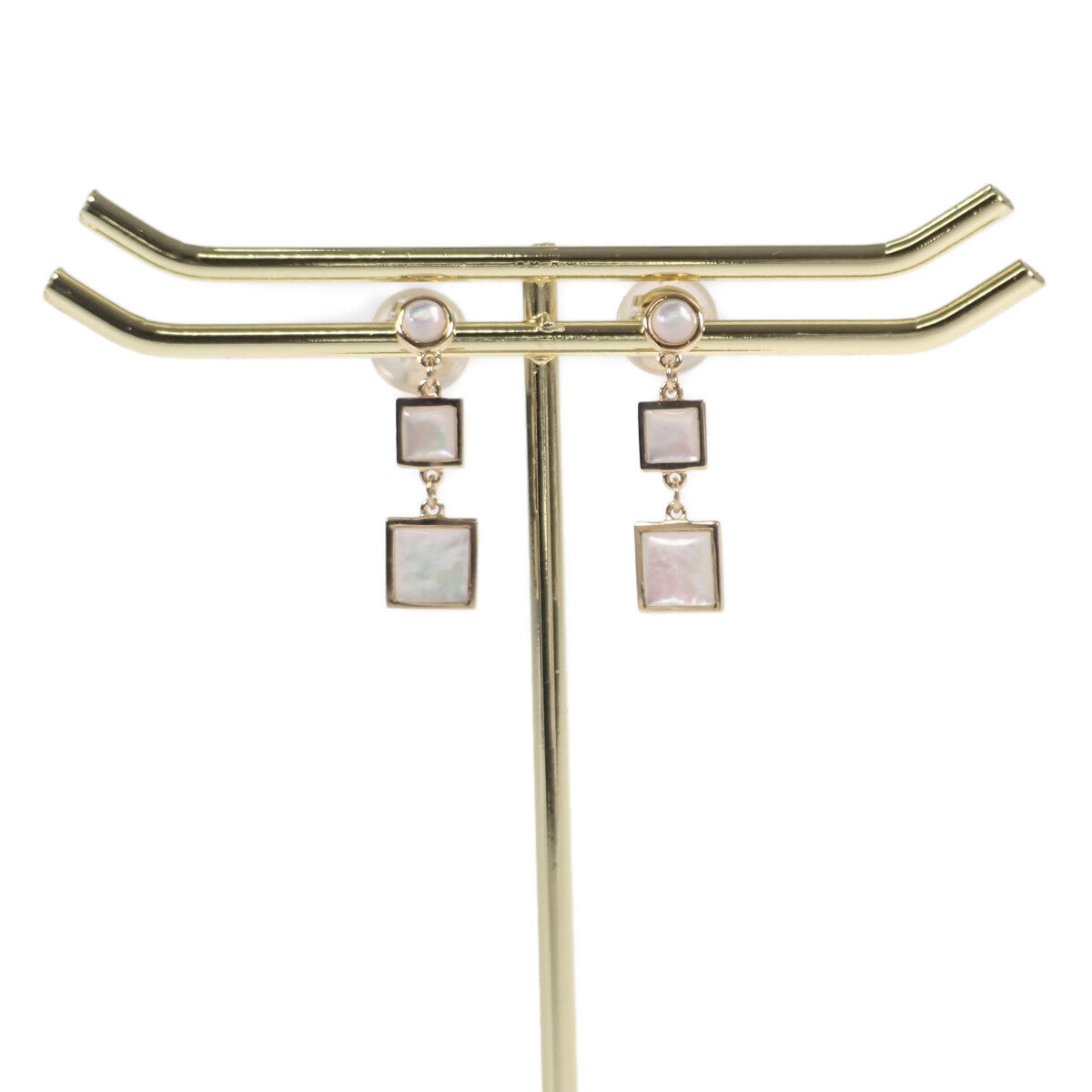 [LuxUness]  K18 Yellow Gold, Onyx & Shell Square Design Earrings for Women - New & Unused in Brand new