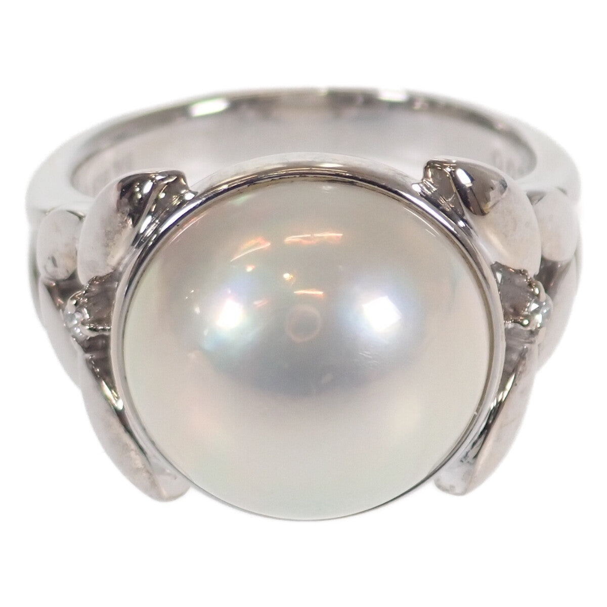 Tasaki 18K Pearl Ring  Metal Ring in Excellent condition