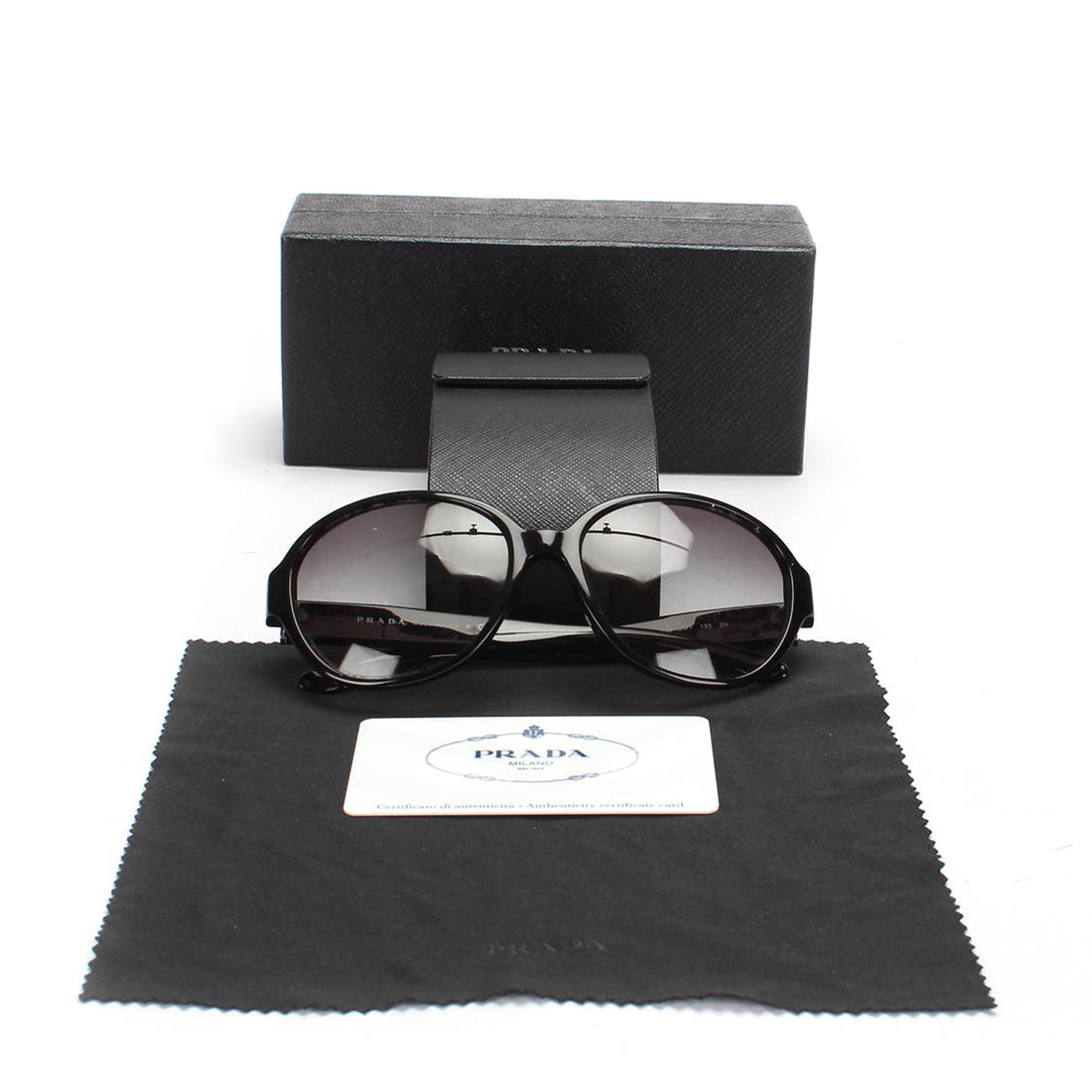 Round Tinted Sunglasses SPR 06M-A