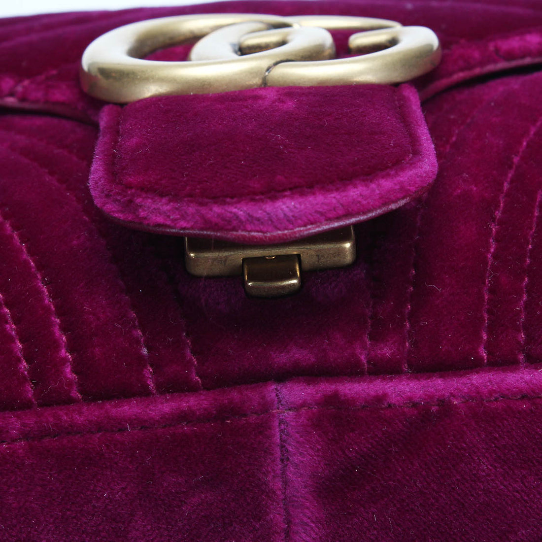 Small GG Marmont Velvet Shoulder Bag 443497