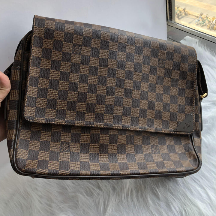 Damier Ebene Shelton MM