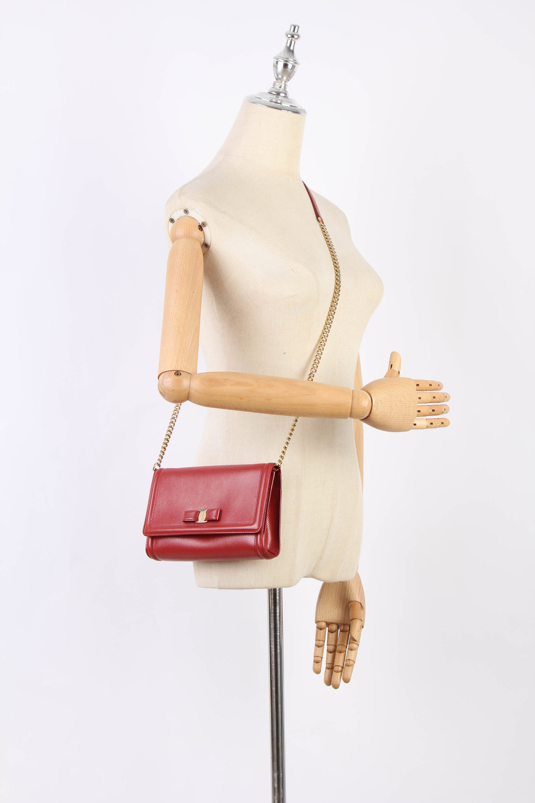 Vara Bow Leather Crossbody Bag