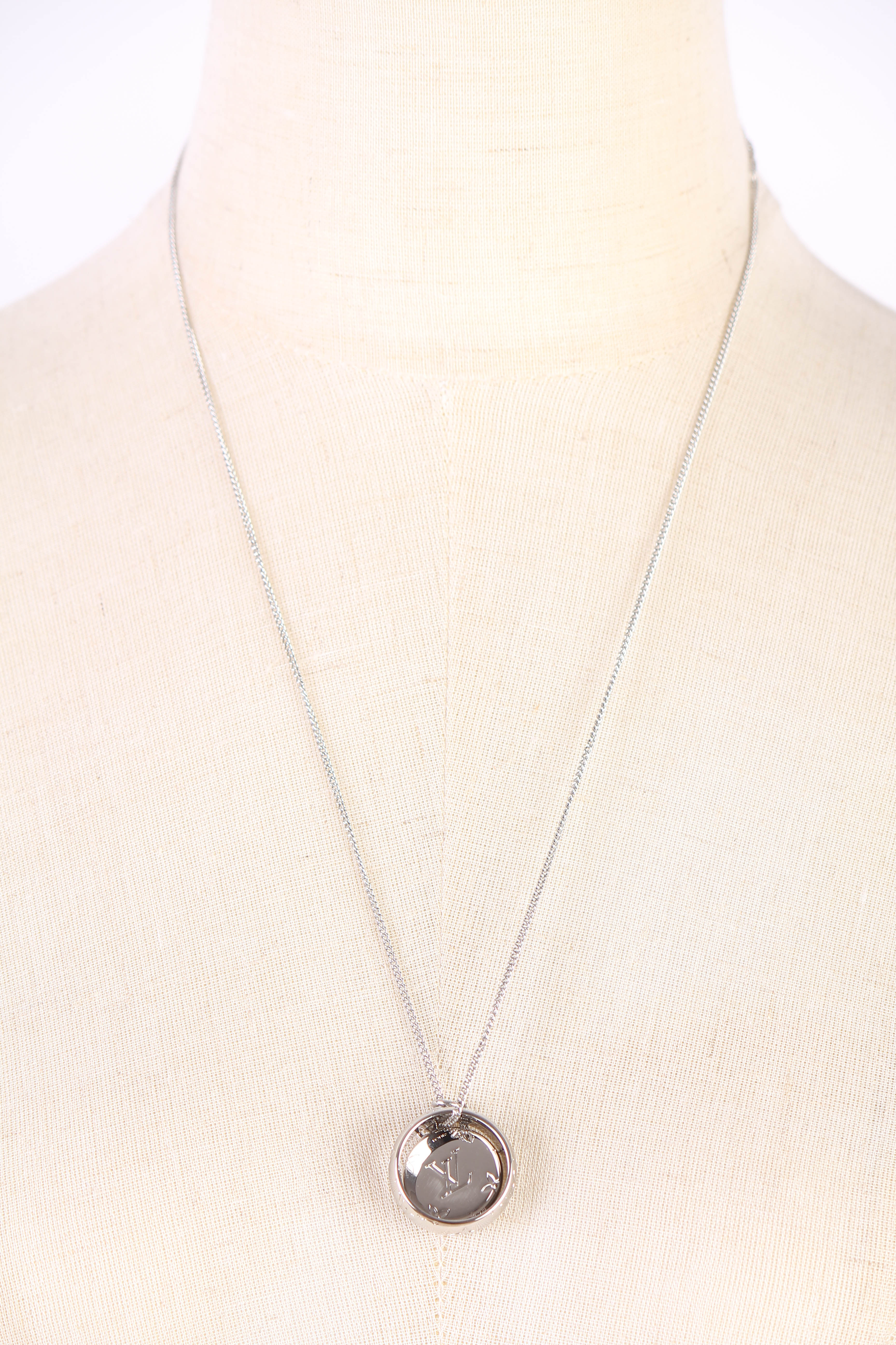 Louis Vuitton Monogram Charms Necklace (MONOGRAM CHARM NECKLACE, M62485)