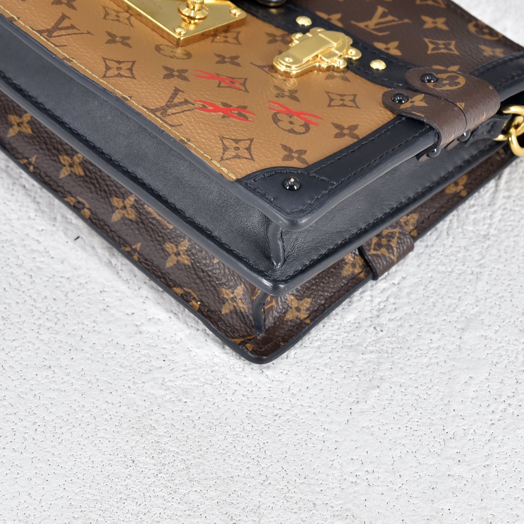 ▪️Louis Vuitton Reverse Trunk Clutch▪️