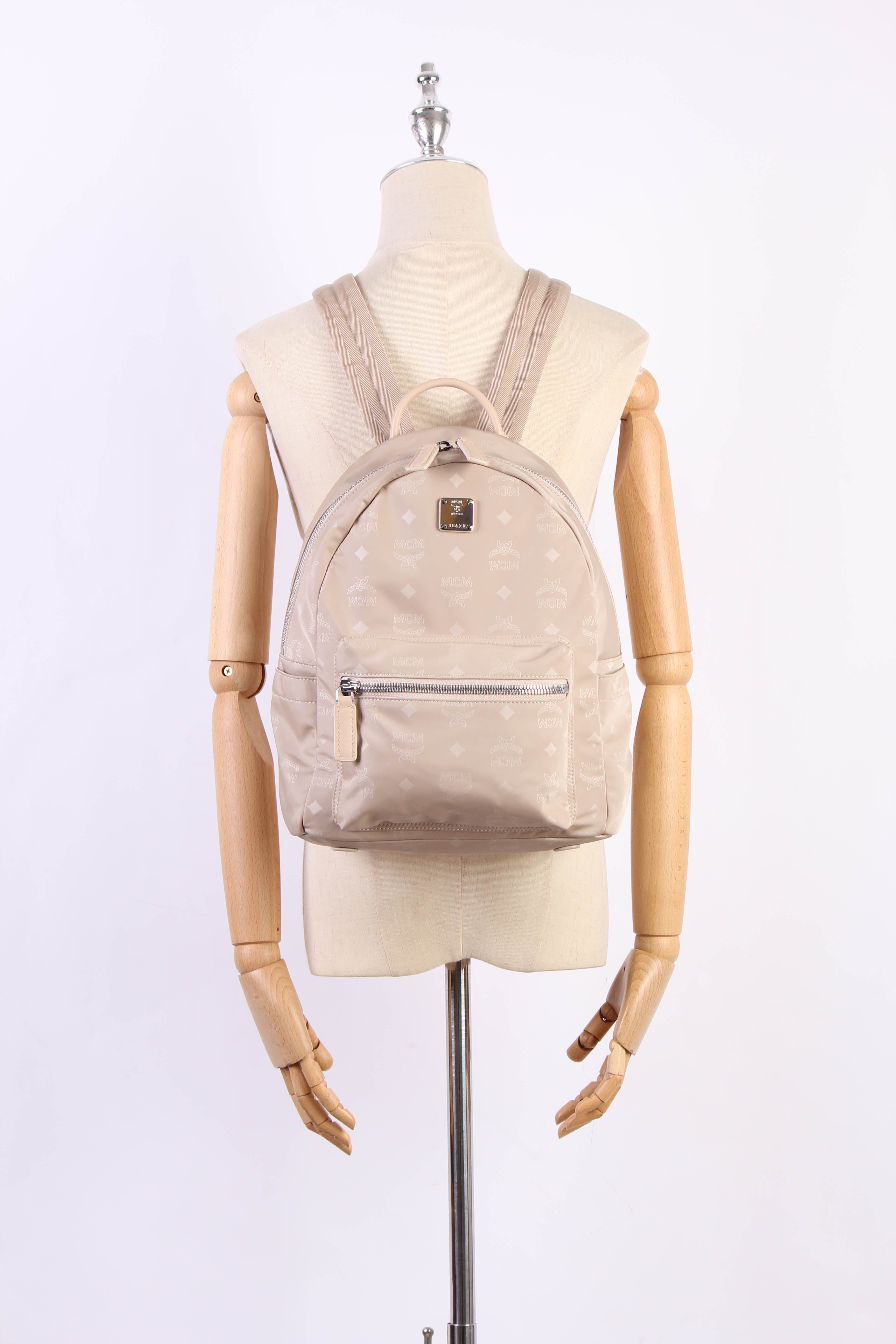 Visetos Nylon Backpack – LuxUness