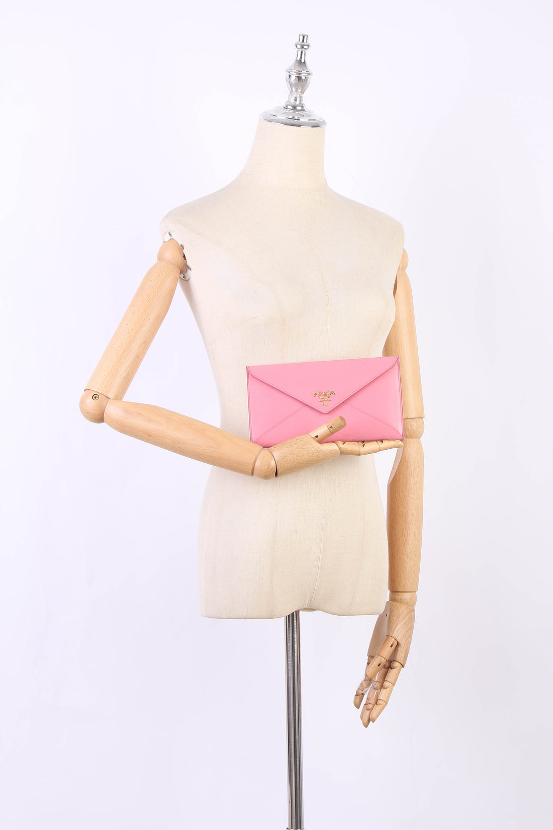 Vitello Move Clutch Bag